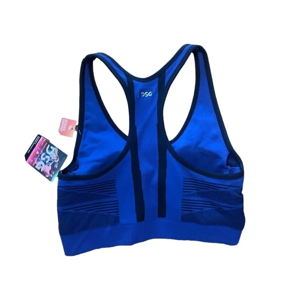 NWT DSG Seamless Sports Bra